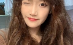 西班牙议员直播洗澡